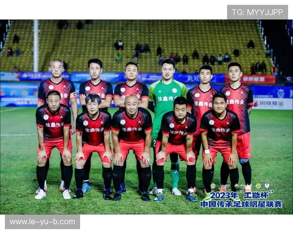 职业球员如何转型？32岁中场李伟的启示：在足球变革中寻找新定位