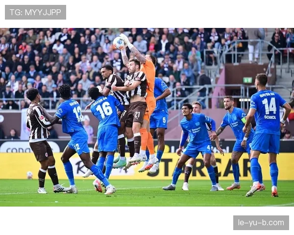 莱万多夫斯基领衔锋线，波兰世预赛状态火热强势回暖