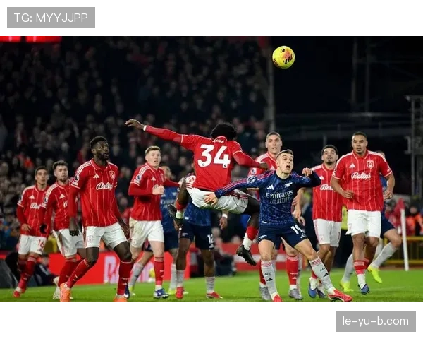 卢顿迎战曼联：状态回升，关键一役争夺晋级资格