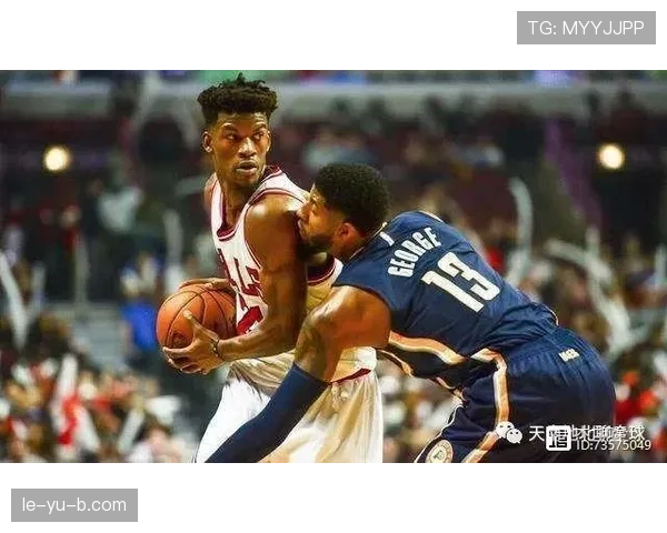 罗斯利用高位挡拆后节奏变化与抛投持续撕裂防守阵线